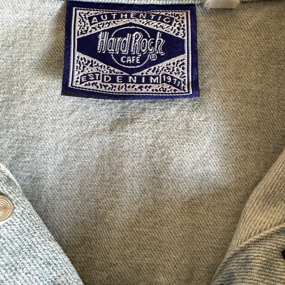 Hard Rock Cafe Guangzhou Light Blue Jacket with Embroidered Logo - Picture 9 of 11